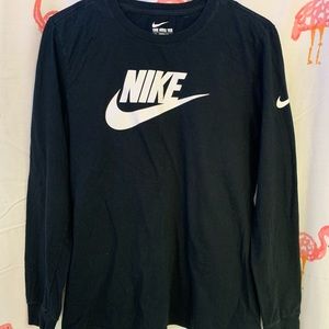 Nike Long-Sleeve shirt